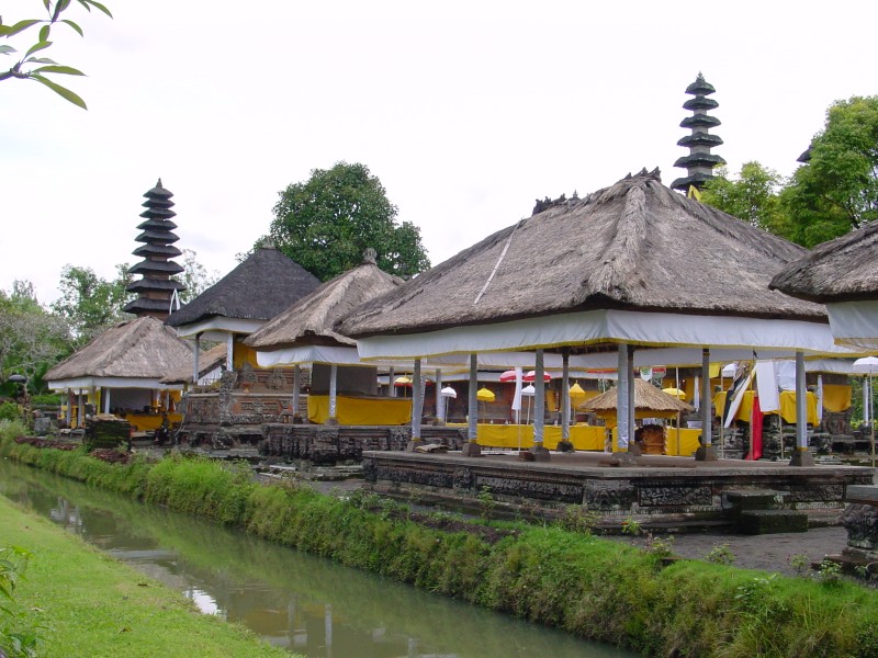 Tempel Taman Ayun 3.JPG - Photos of Bali, Indonesia in March 2001