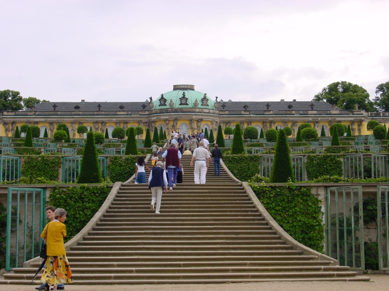 Schloss Sanssouci Garten 2.JPG -                                