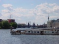 Blick auf Oberbaumbruecke Kreuzberg Spree