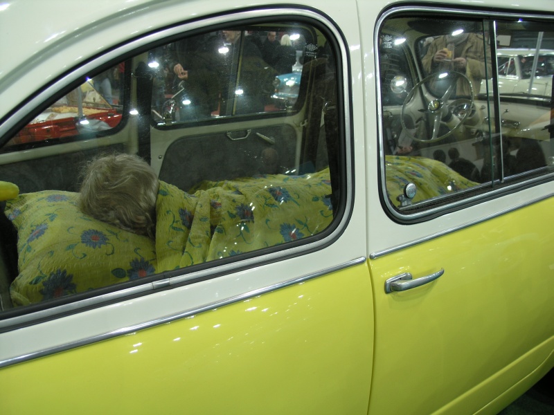 Fiat 600 Multipla (innen).JPG - OLYMPUS DIGITAL CAMERA         