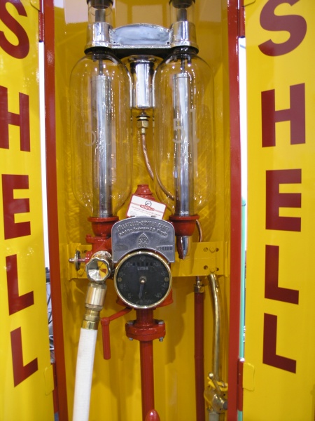 Kraftstoffzapfsauele Shell alt 2.JPG - OLYMPUS DIGITAL CAMERA         