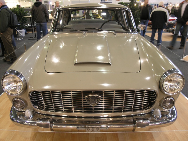 Lancia Flaminia 2.5 Berlina (vorne).JPG - OLYMPUS DIGITAL CAMERA         