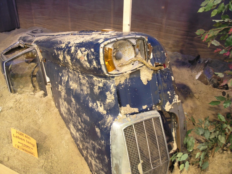 Mercedes Coupe (Strich 8) Wuestenszene 1.JPG - OLYMPUS DIGITAL CAMERA         