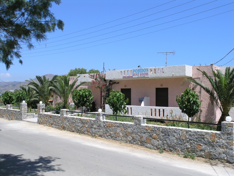 Georgioupolis - Pension Posidon 1.JPG - OLYMPUS DIGITAL CAMERA         