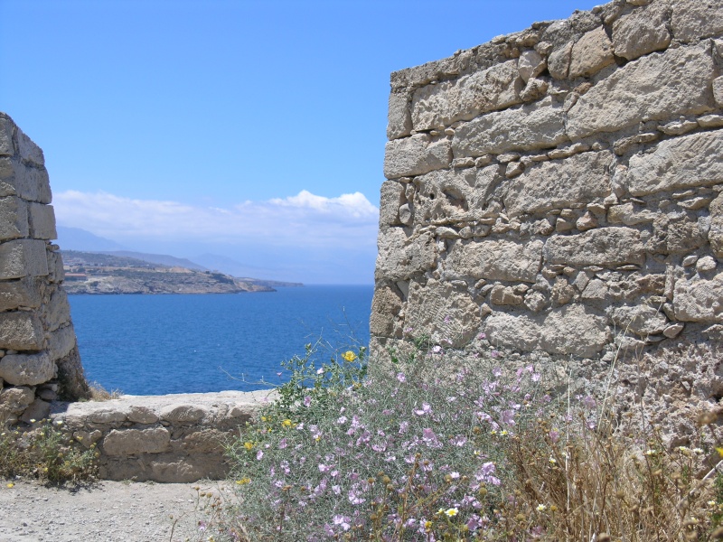 Rethimnon - Festung Blick aufs Meer 2.JPG - OLYMPUS DIGITAL CAMERA         