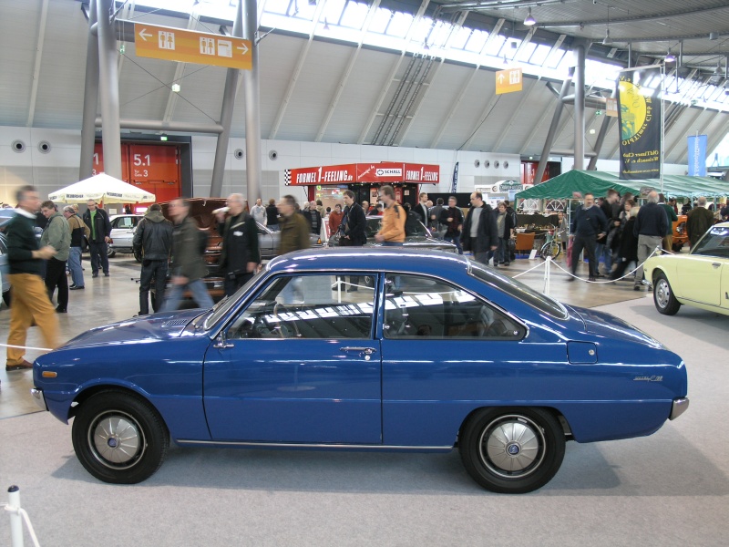 Mazda R100 (seitlich).JPG - OLYMPUS DIGITAL CAMERA         