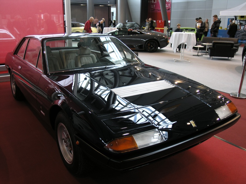 Ferrari 365 GT4 Coupe (2 plus 2).JPG - OLYMPUS DIGITAL CAMERA         