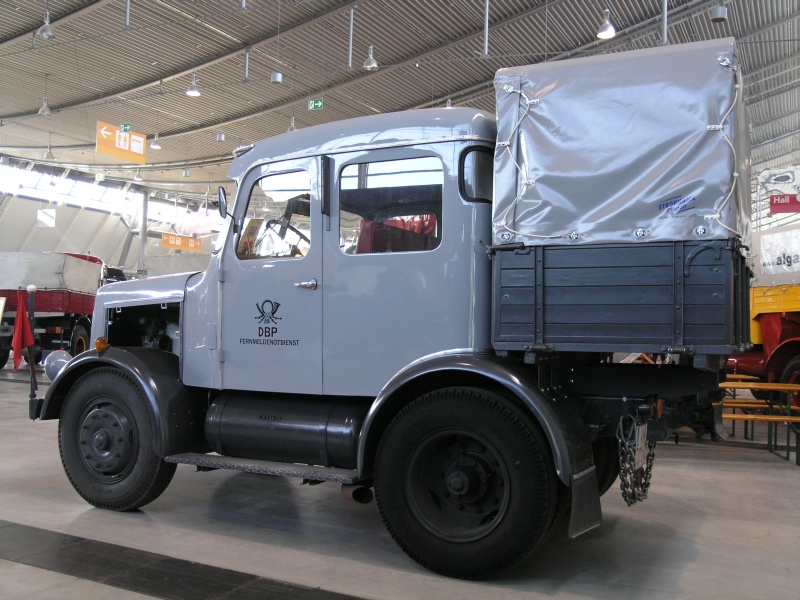 Kaelble Zugmaschine K 415 Z (seitlich).JPG - OLYMPUS DIGITAL CAMERA         