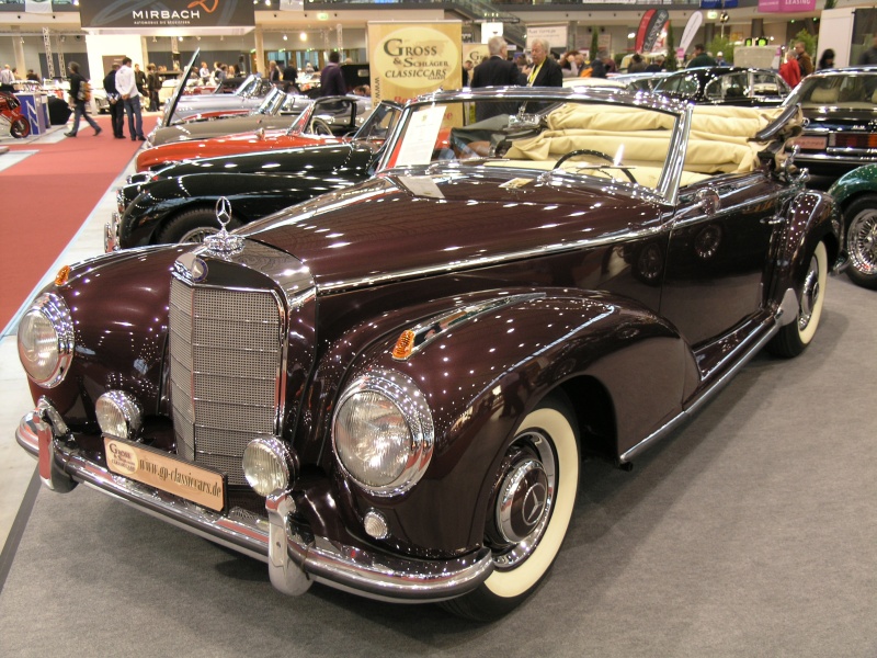 Mercedes 300 S Cabriolet.JPG - OLYMPUS DIGITAL CAMERA         