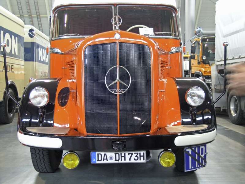 Mercedes LKW.JPG - OLYMPUS DIGITAL CAMERA