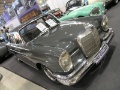 Mercedes 220