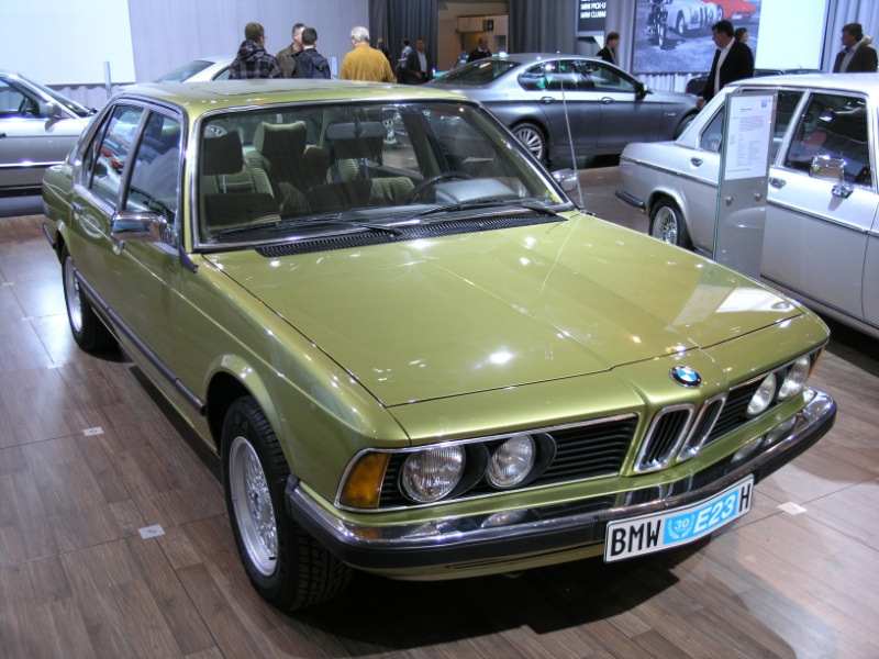 BMW 730 (seitlich vorne).JPG - OLYMPUS DIGITAL CAMERA         