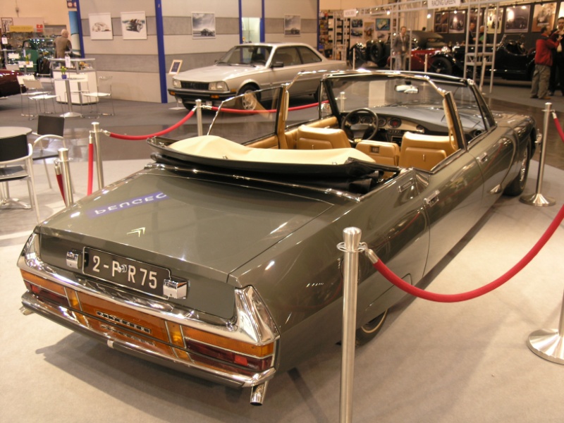 Citroen SM Presidentielle (seitlich hinten).JPG - OLYMPUS DIGITAL CAMERA         