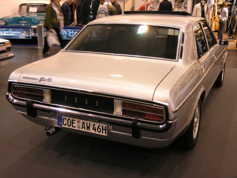 Ford Granada Ghia S (seitlich hinten).JPG - OLYMPUS DIGITAL CAMERA         