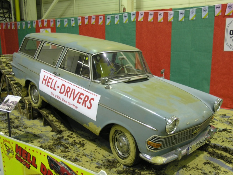 Opel Rekorg P2 Caravan.JPG - OLYMPUS DIGITAL CAMERA         