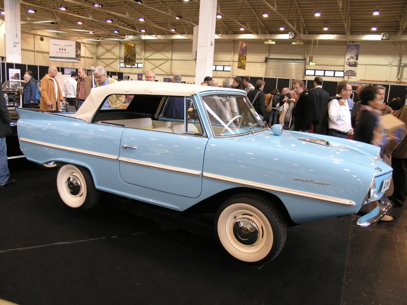 Amphicar 770 (seitlich).JPG - OLYMPUS DIGITAL CAMERA         