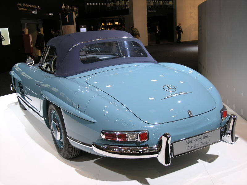 Mercedes 300 SL Roadster (hinten).JPG - OLYMPUS DIGITAL CAMERA         
